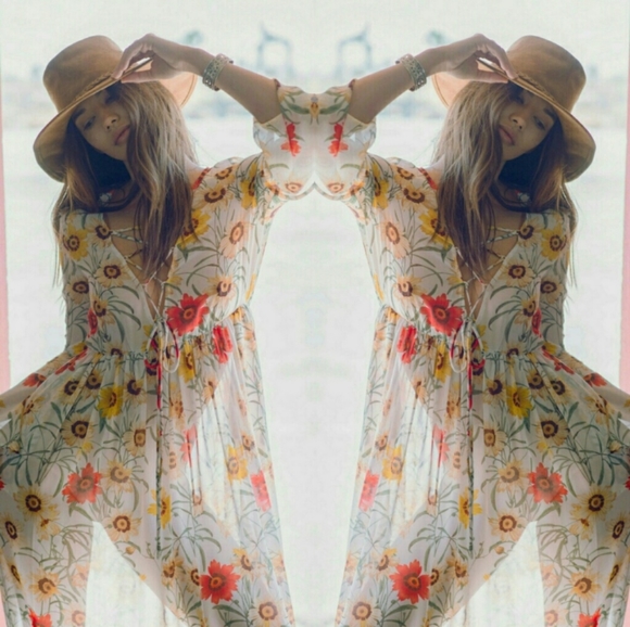 COPY - Wildfox Wild Daisy Maxi Dress - Picture 3 of 8